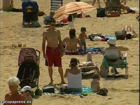 Se llenan las playas de San Sebastián