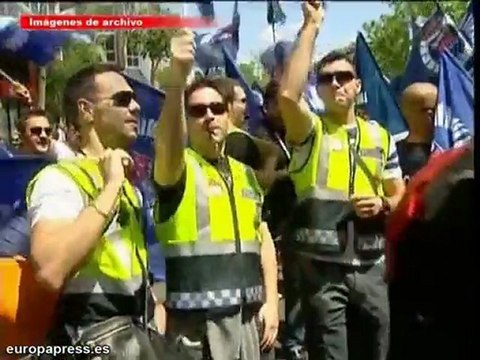 Animan a la huelga los que no pueden secundarla