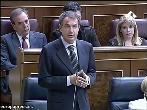 Zapatero explica el poder que le da la Ley