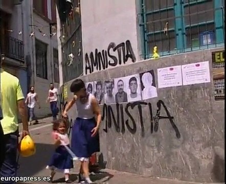 Detenidos por pegar carteles de presos de ETA
