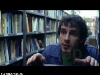 Pattison quiere tener su propia religión