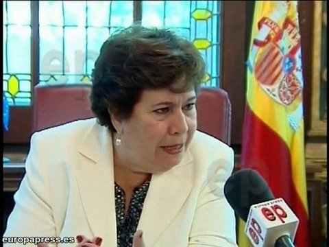 La defensora del pueblo en contra del burka