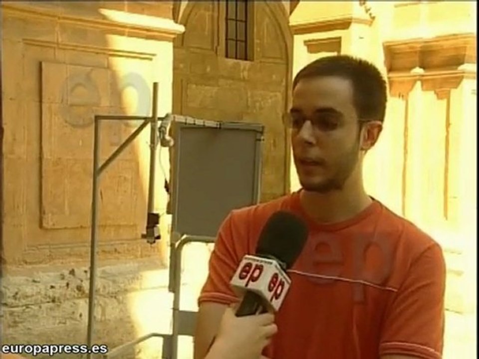 Silla de ruedas controlada por teléfono móvil