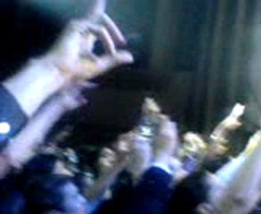 Brian mc knight et philou QUI DONNE SA MAIN