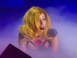 Lady Gaga parle français At Madison Square (The Monster Ball Tour 2011)
