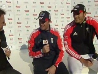 T1D5 - SL V Eng - desipad.com - 3