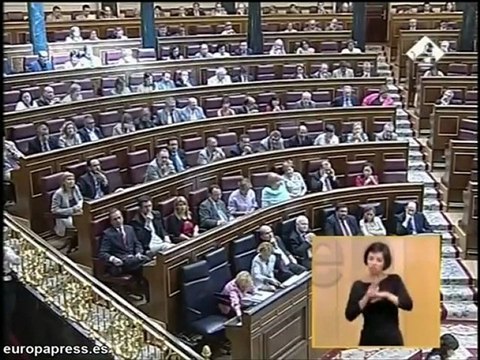 Zapatero ofrece su colaboración a todos los partidos