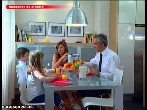 ¿Refrescos y bollos para los niños?