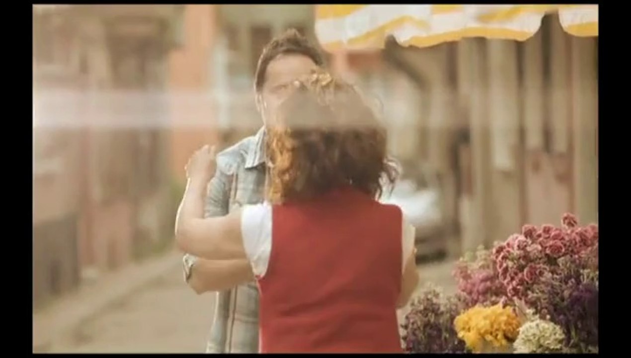 Özgün - Sadece Arkadaşız