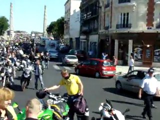 Manif Motos du 2 juin 2011 Retour en centre ville de St Quentin !!! Le Bordel La police est débordée