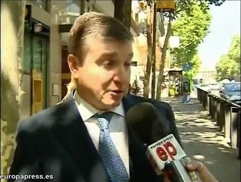 AUME defiende a controladores militares