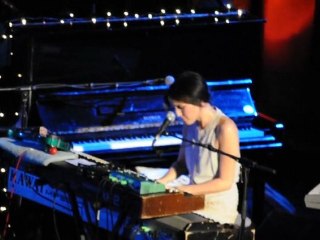 Andrea Corr - Ten Feet High live in London