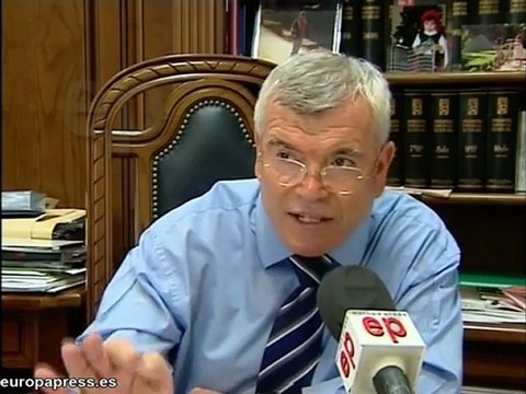 Castro defiende la candidatura de Tomás Gómez