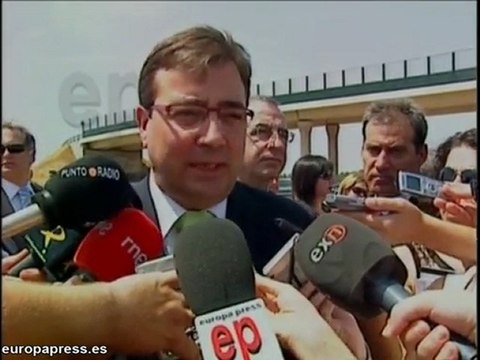 Blanco en contra de prohibir los toros