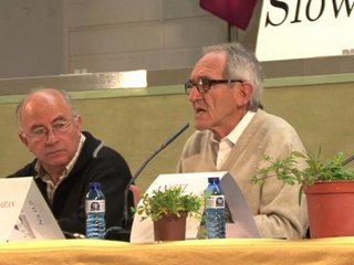 Ángel Olaran CONFERENCIA "La dulce revolución y otra solidaridad en África"