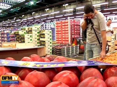 Les stocks de concombres s'empilent à Rungis