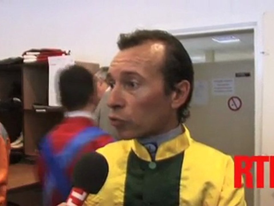 Vainqueur de la Poule d'essai des Poulains, Tin Horse (N.12) a obtenu son ticket pour le Prix du Jockey Club, quinté du dimanche 5 mai juin à Chantilly. La victoire, "un objectif envisageable" pour son jockey Thierry Jarnet.