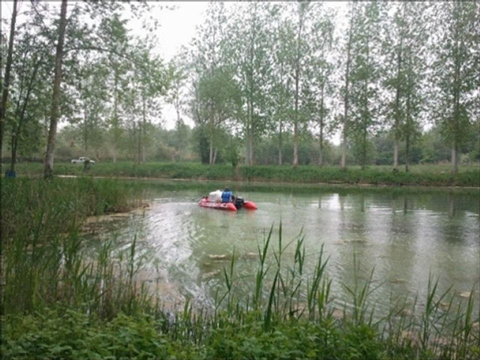 Entretien d'etangs, désenvasement, epandage d'un produit 100% naturel, curage