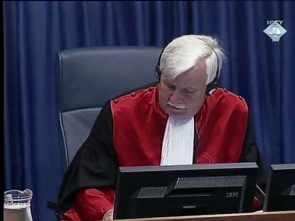 Mladic weist anklagepunkte als "abscheulich" zurück