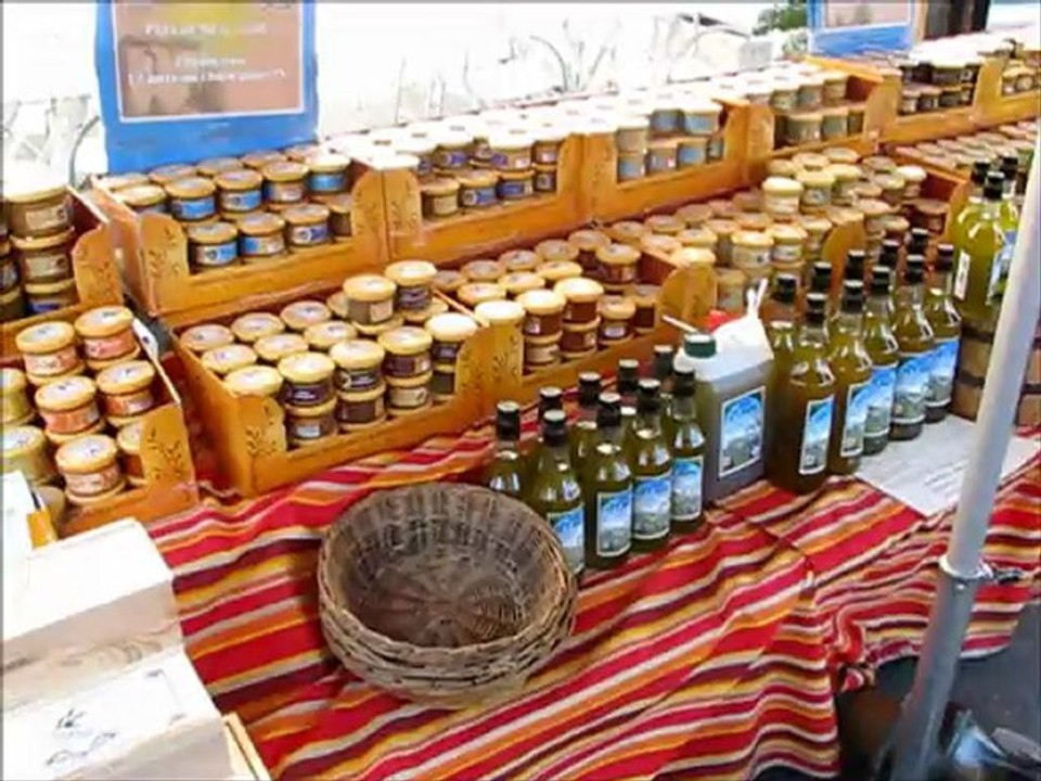 jour de marché à Gordes