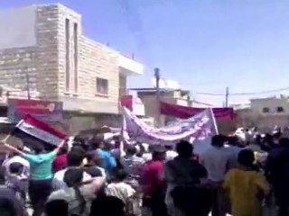 Massive anti-government demos in Syria