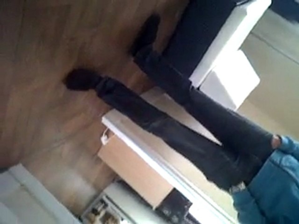 COLLOOOOOC - Kikoo, Alex est trop cool :)