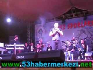 Davut Güloğlu Rize Konseri - 2