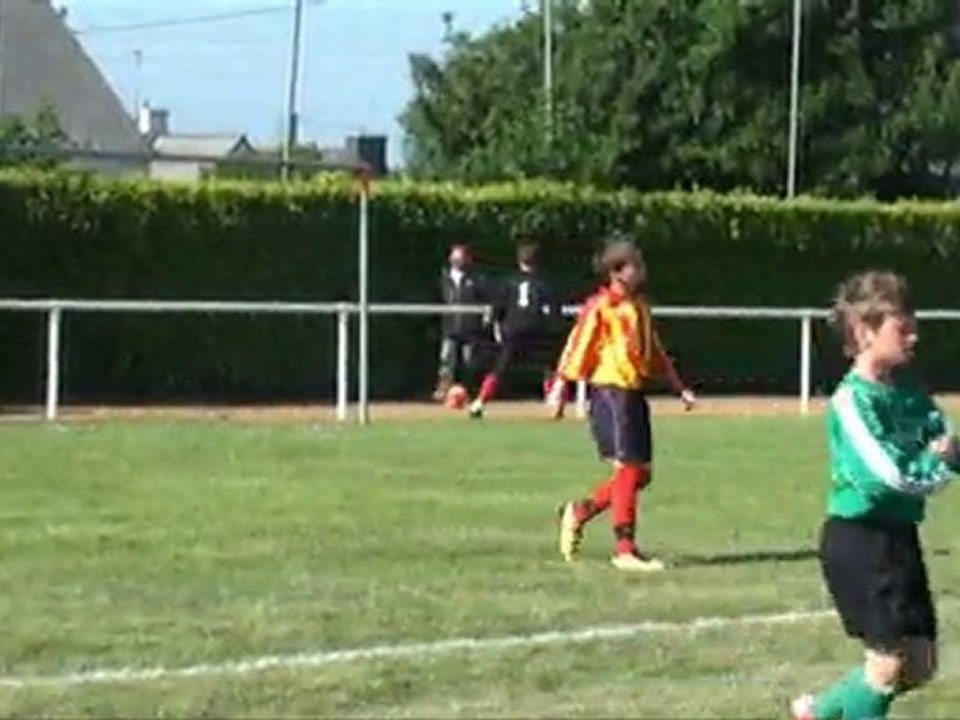 Victoire ASSL U13 tournoi Rospez 2011