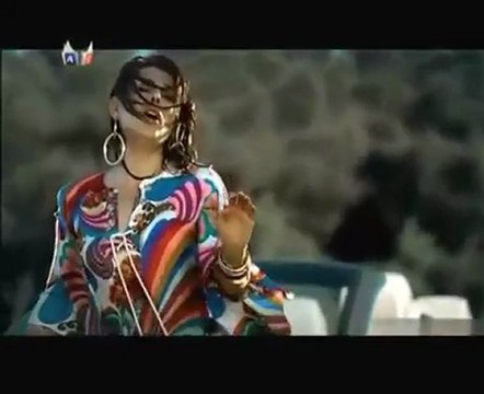 **UNUTULAN ADAM***Funda Arar - Yak Gel (Orjinal Video Klip)**UNUTULAN ADAM***