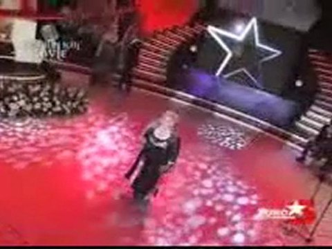 Dailymotion - Muazzez Abacı unutamazsın (gözlerimde donmuş iki damlasın) - Müzik Kanalı