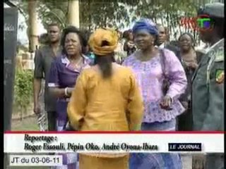 Excursion sur le fleuve Congo en l'honneur des dames invitées au sommet