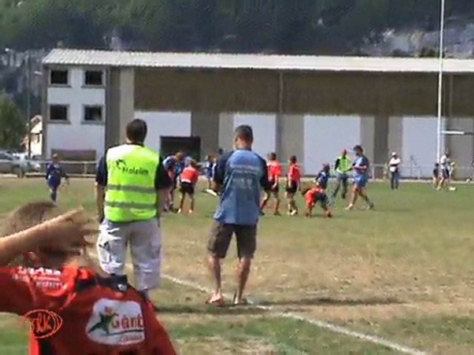 09 - tournoi écoles de rugby de l'Ain le 28.05.2011.