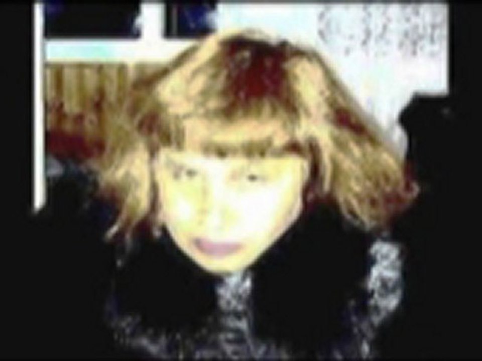 LUMINITA SOARE LIESST MIRCEA DINESCU IN DEUTSCH