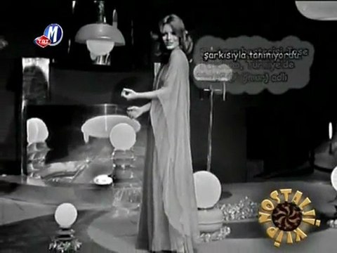 Semiramis Pekkan - Bana Yalan Söylediler