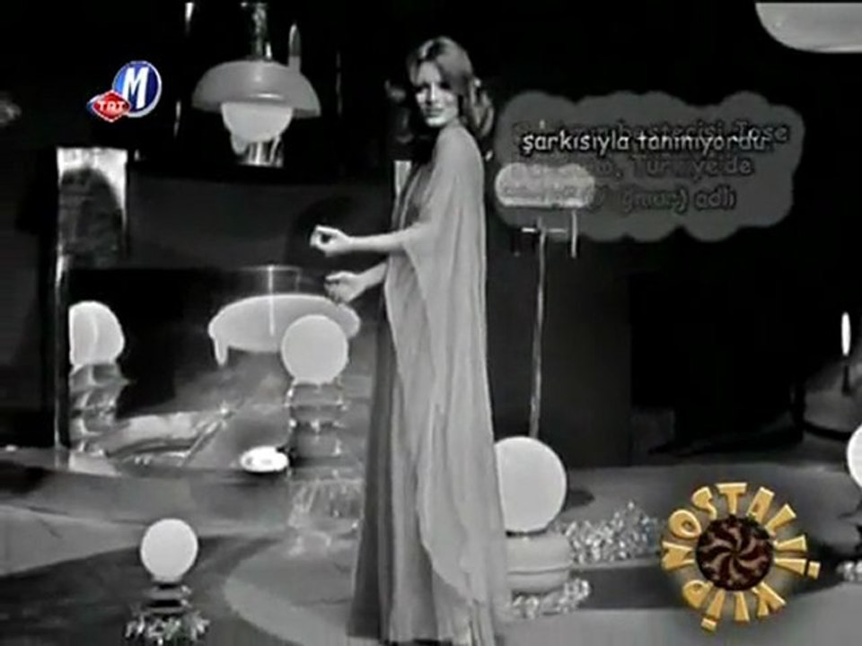 Semiramis Pekkan - Bana Yalan Söylediler