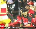 Chennai Rhinos vs. Telugu Warriors  Telugu Warriors Innings Over01