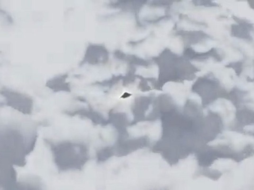穢翼のユースティア OPムービー