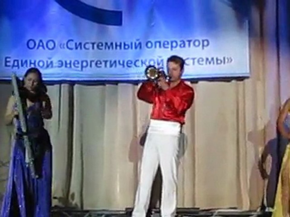 Электро шоу : трио электроарфа, электроскрипка, труба