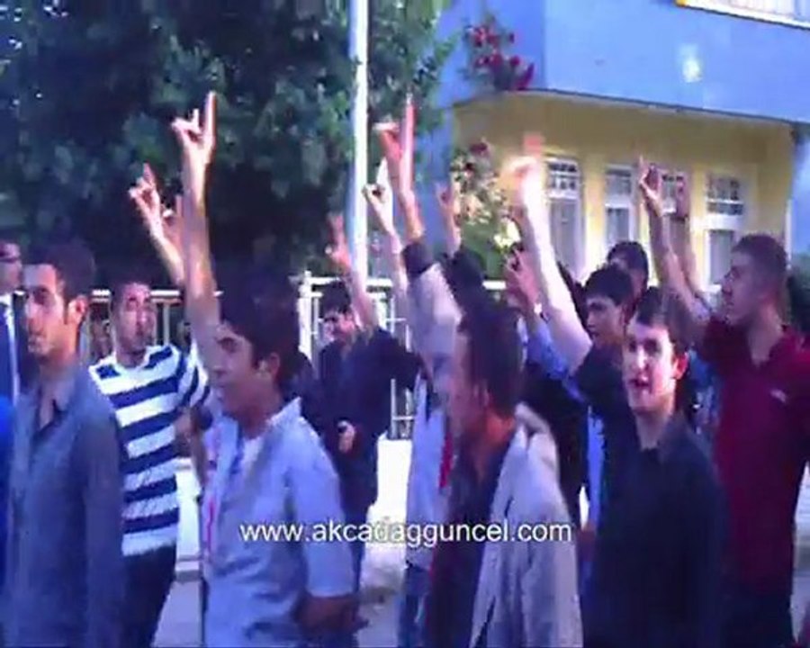 Ali Kınık Konseri - akcadagguncel.com