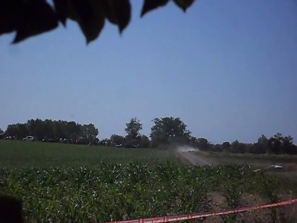 Clio f2000 -14  rallye du printemps de bords 2011