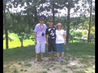 Amizade, por Matheus, Roberto, Silvia e Dirce.