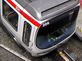 MCL80 : Départ de la station Croix Paquet sur la ligne C du métro de Lyon