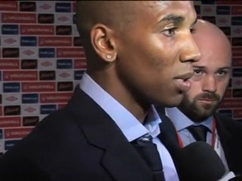 Young - Wir müssen das schnell abschütteln