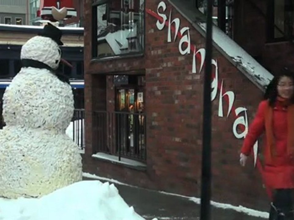 Moving Snowman Scare Prank
