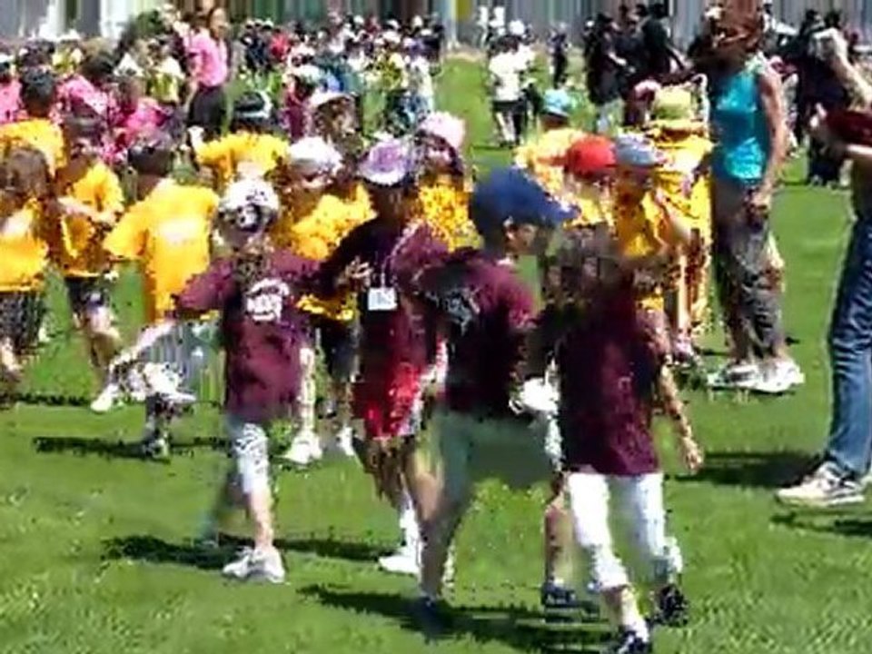 20110517 Rencontre athletisme Nico danse 1 Merignac