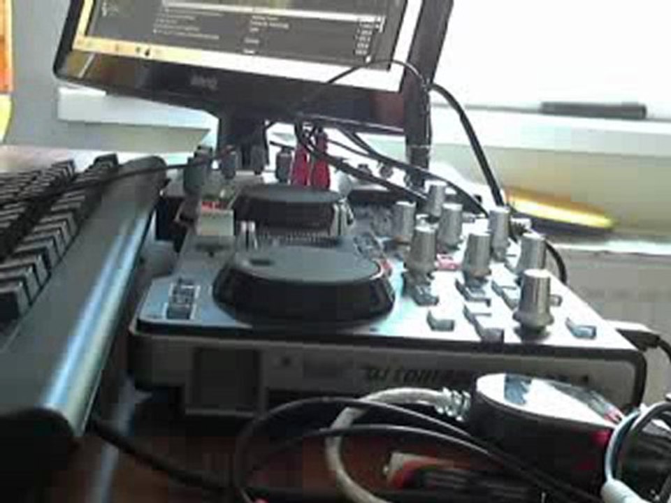 10 Min Mix - DJ HandsOul