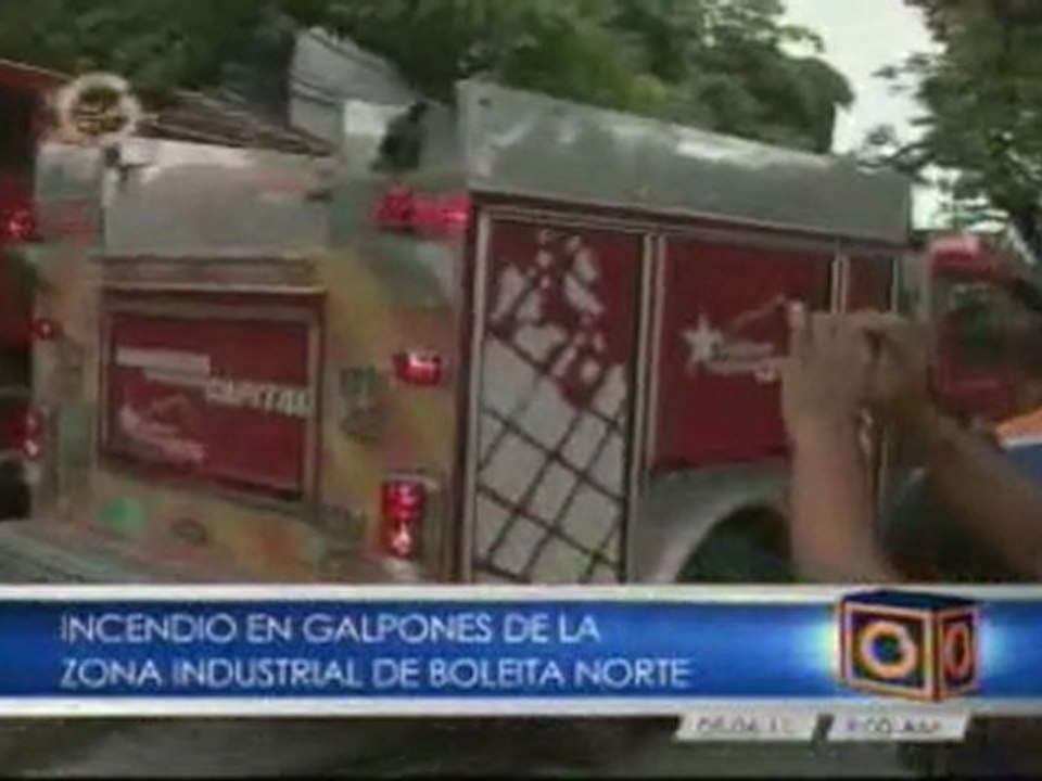 Intentan controlar incendio en Boleíta