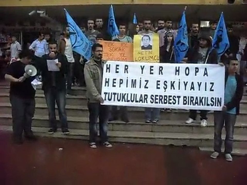 tek yol sokak tek yol devrim