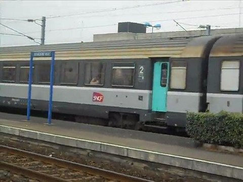 une 67400 en voyage avec 10 voitures intercités