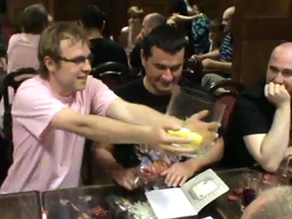 LOSOWANIE KOLEJNOŚCI PLATFORM NA PARADZIE RÓWNOŚCI 2011- 3 CZERWCA 2011 R.